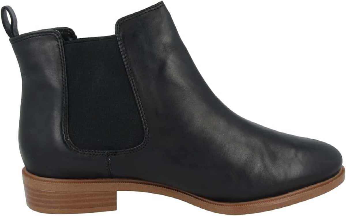 Découvrez les Chelsea boots noires de Clarks à prix cassé !