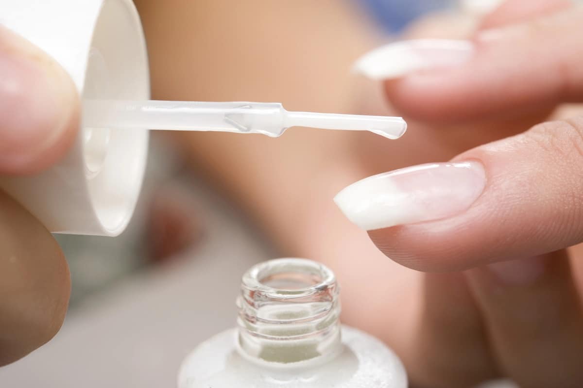 UFC-Que Choisir: voici le vernis à ongle noté « A » le plus vendu en pharmacie