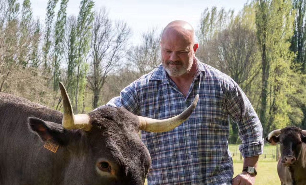 Philippe Etchebest : Découvrez sa résidence en province et son mode de vie isolé