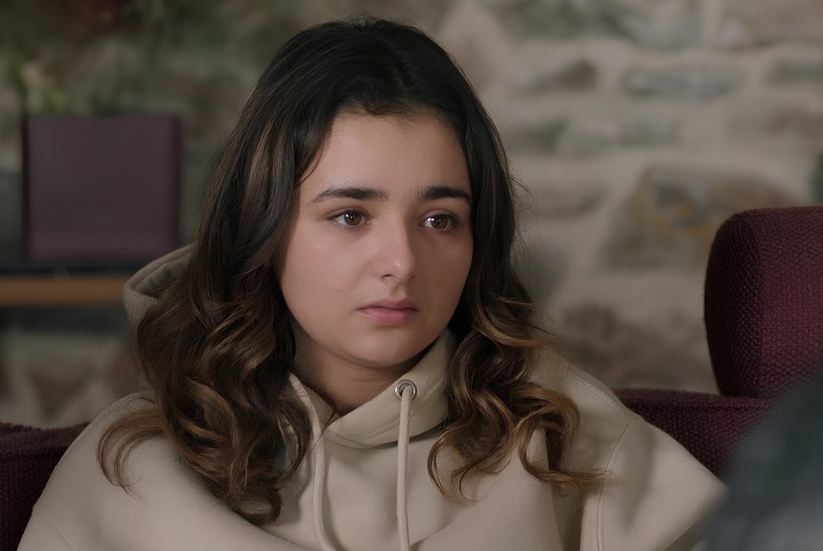 Demain Nous Appartient : Maud submergée par les larmes, et la cavale d’Etienne touche à sa fin