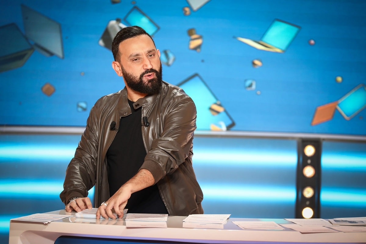 Cyril Hanouna révèle le béguin d'une chroniqueuse pour un animateur CNews dans TPMP